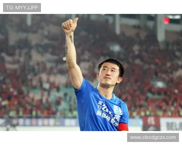 中超2026首红姜至鹏肘击 韦林顿血流满面